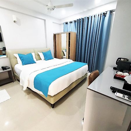 Tour Inn Male Ngoại thất bức ảnh