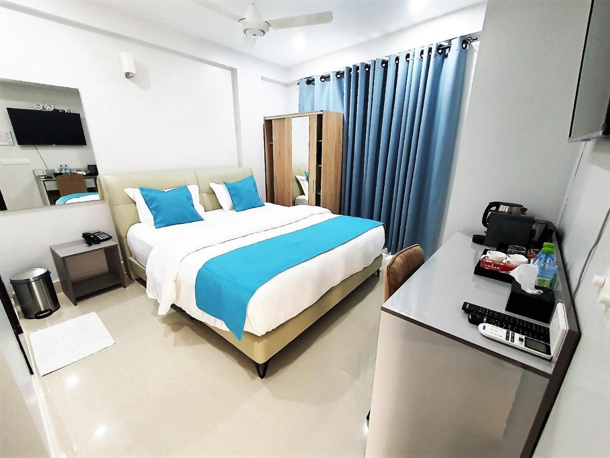 Tour Inn Male Ngoại thất bức ảnh