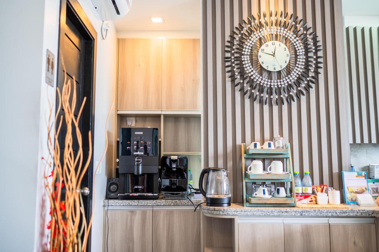 Tour Inn Male Ngoại thất bức ảnh