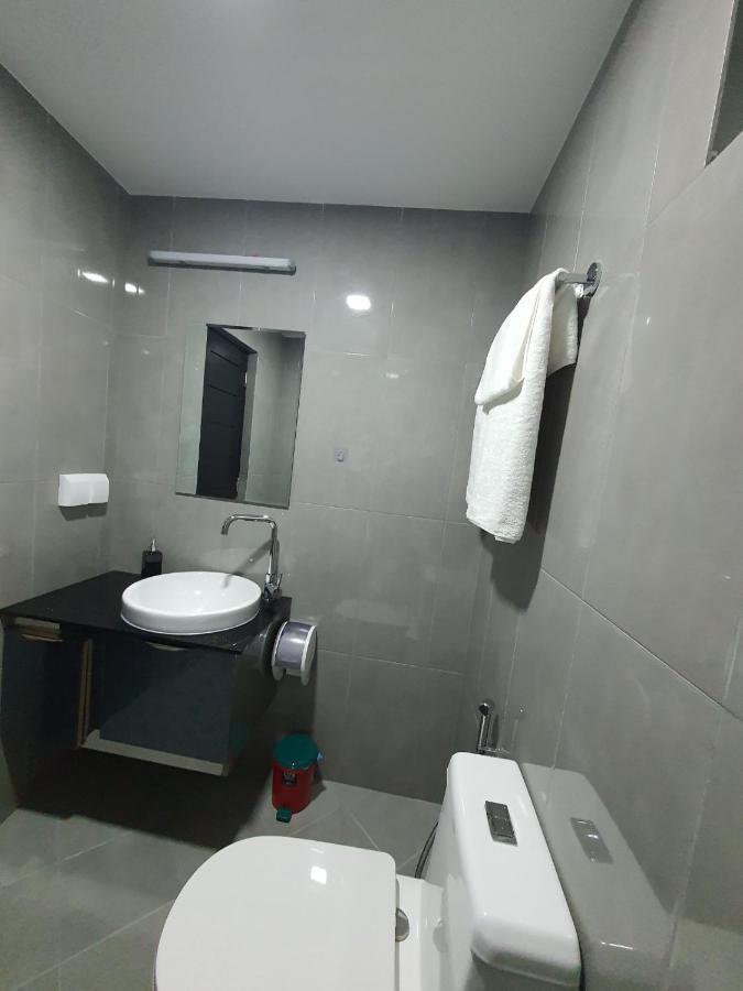 Tour Inn Male Ngoại thất bức ảnh